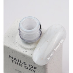 Esmalte Semipermanente Let's special Coconut NAILSOFTHEDAY, blanco lechoso con foil dorado, 10ml