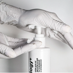 Crema con urea hidratante y nutritiva para pies Podology+ NAILSOFTHEDAY, 200 ML