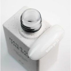 Bottle Gel 23 NAILSOFTHEDAY con pincel, 10 ml