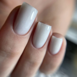 Base Opal 07 Dark, blanco con microbrillo dorado, 15 ml