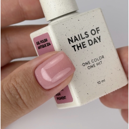 Esmalte Semipermanente Antique 204 NAILSOFTHEDAY, rosa empolvado con shimmer, 10ml