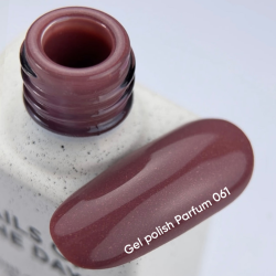 Esmalte Semipermanente Parfum 061 NAILSOFTHEDAY, empolvado oscuro con shimmer, 10ml