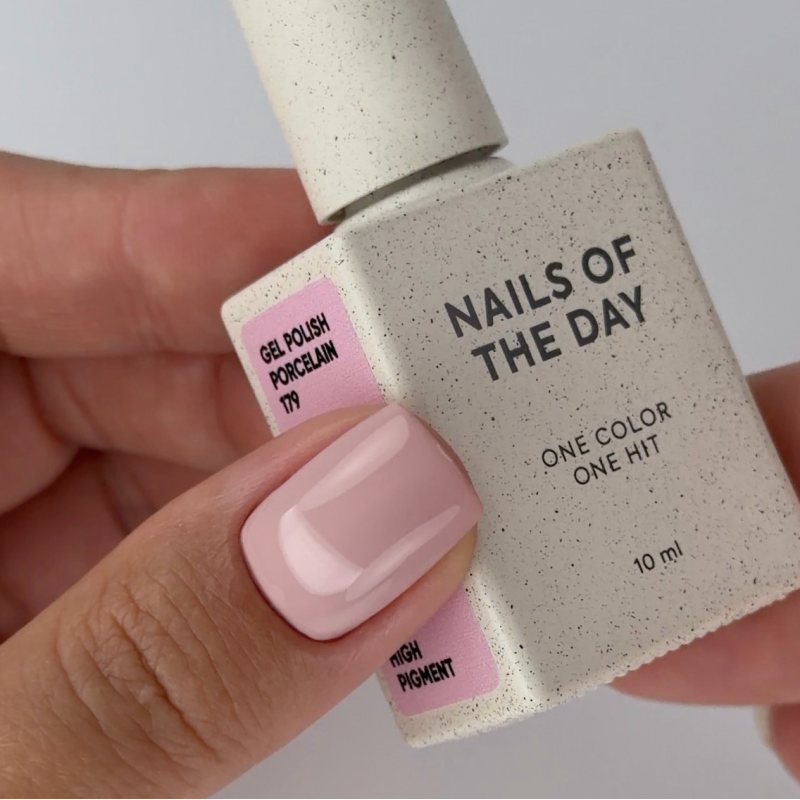 Esmalte Semipermanente Porcelain 179 NAILSOFTHEDAY, rosa empolvado suave, 10ml