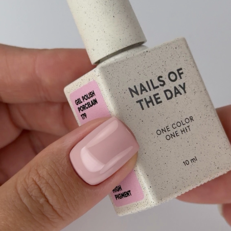 Esmalte Semipermanente Porcelain 179 NAILSOFTHEDAY, rosa empolvado suave, 10ml
