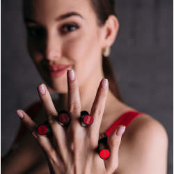 Esmalte semipermanente R002 Rior Komilfo, Rojo Oscuro, 8 ml