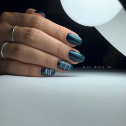 Esmalte Semipermanente D157 Verde Oscuro con Purpurina, Komilfo, 8ml