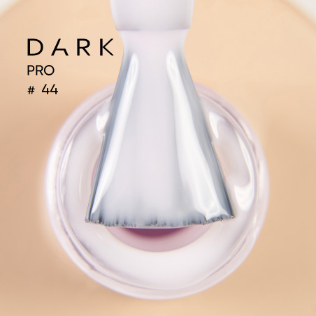 Pro Base 44 DARK, Base Camuflaje de color Rosa claro, 15ml